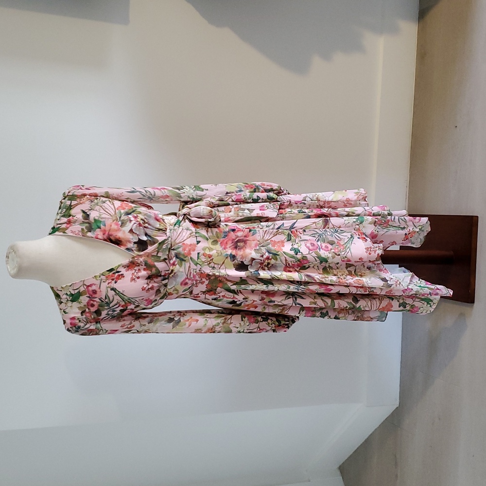 Jay Godrey Floral Pink/Green Wrap fully lined Dress handkerchief hem Size 0 EUC - Picture 3 of 9